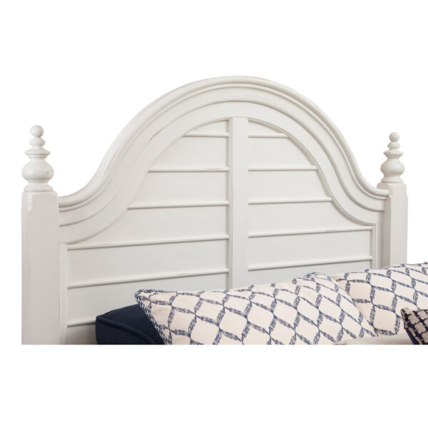 3910 Rodanthe 5 Pc Panel Bedroom Set - Queen Bed, Dresser, Mirror, Three Drawer Nightstand, Chest
