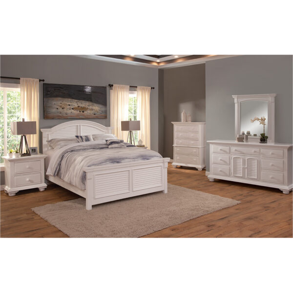 6510 Cottage Traditions 3 Pcs Bedroom Set- Queen Arched Bed, Triple Dresser, Mirror